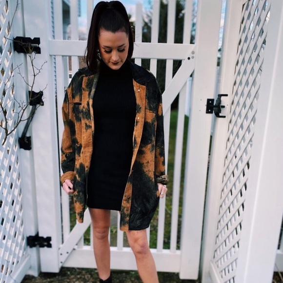 Oversized Corduroy Shacket! - Picture 2 of 6